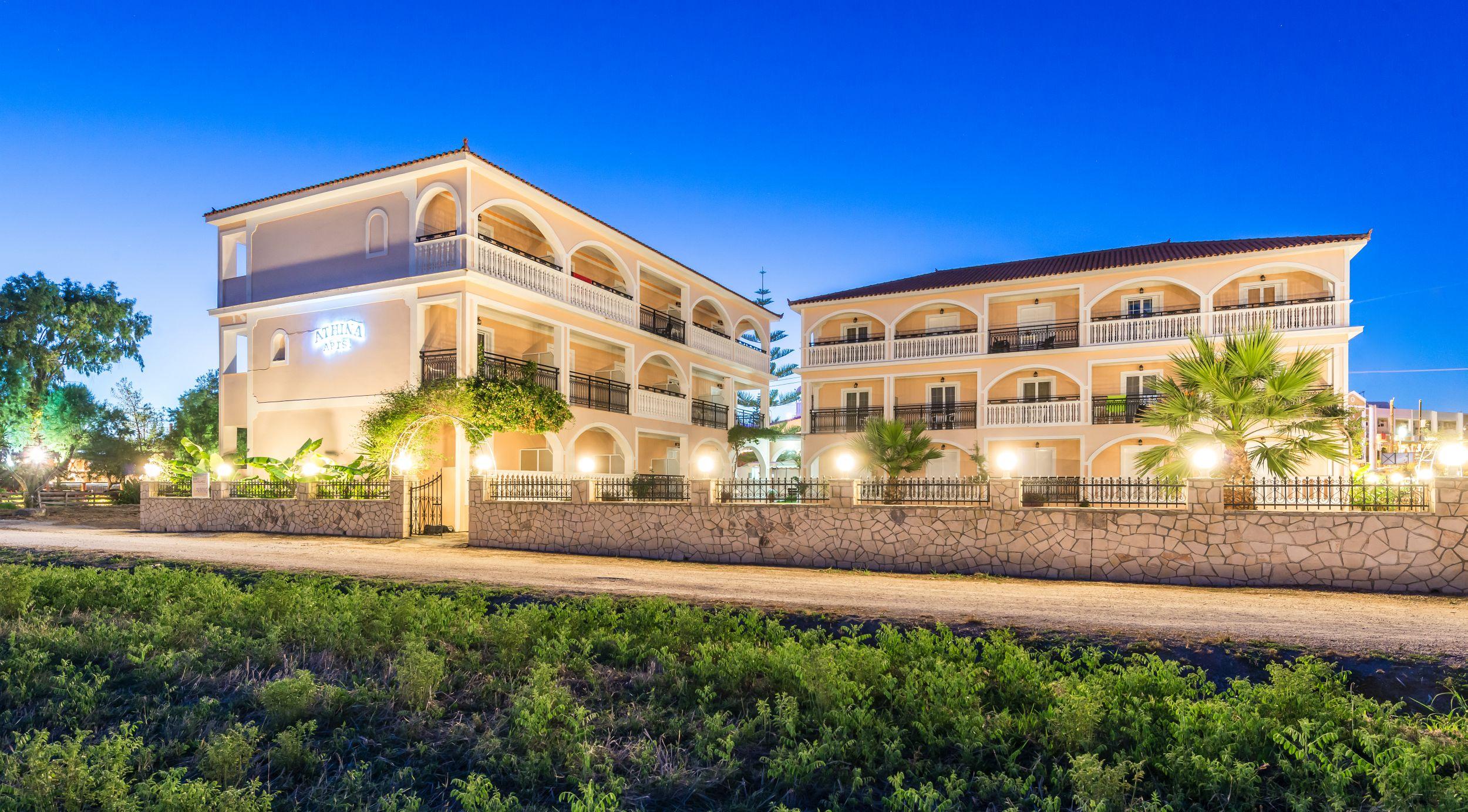 Athina Apartments 자킨토스 타운 외부 사진